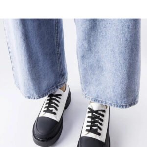 Białe półbuty na płaskim obcasie Merico - Solea