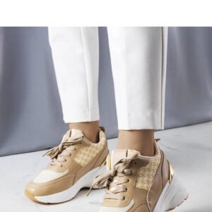 Beżowe sneakersy zdobione monogramem Lora - Solea