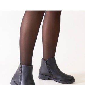 Czarne botki z metalowymi wstawkami eko-skóra Branda - Solea