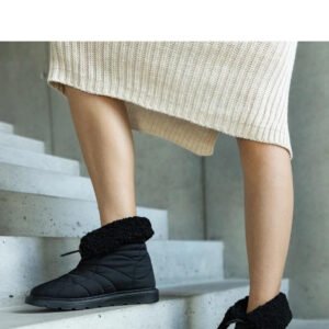 Czarne ocieplane śniegowce ze ściągaczem Caellita - Solea