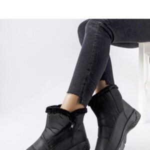 Czarne ocieplane śniegowce z suwakiem Judithe - Solea