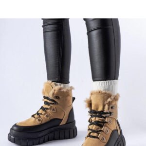 Beżowe botki na masywnej podeszwie Cervantes - Solea