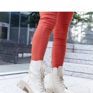 Beżowe botki z ozdobnymi koralikami Accadia - Solea