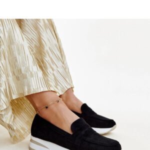 Czarne perforowane półbuty Muna - Solea