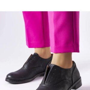 Czarne półbuty perforowane Kairaouani - Solea