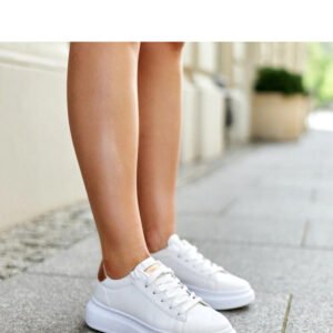 Białe sneakersy na grubej podeszwie Ivalu - Solea