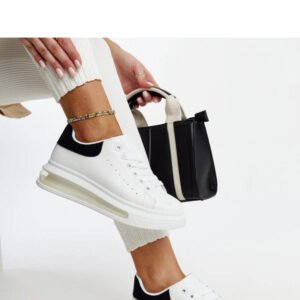 Białe sneakersy na wysokiej podeszwie Zrina - Solea