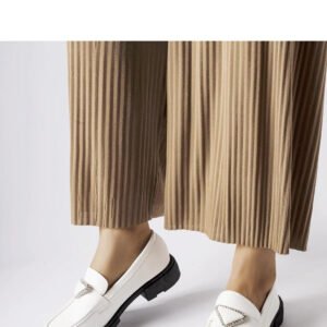 Białe mokasyny zdobione cyrkoniami Marsilius - Solea