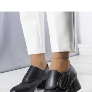 Czarne czółenka na słupku Ailani - Solea