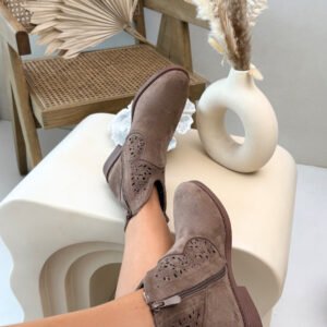 Botki Model S.Barski HY61-8026 Brown - Step in style